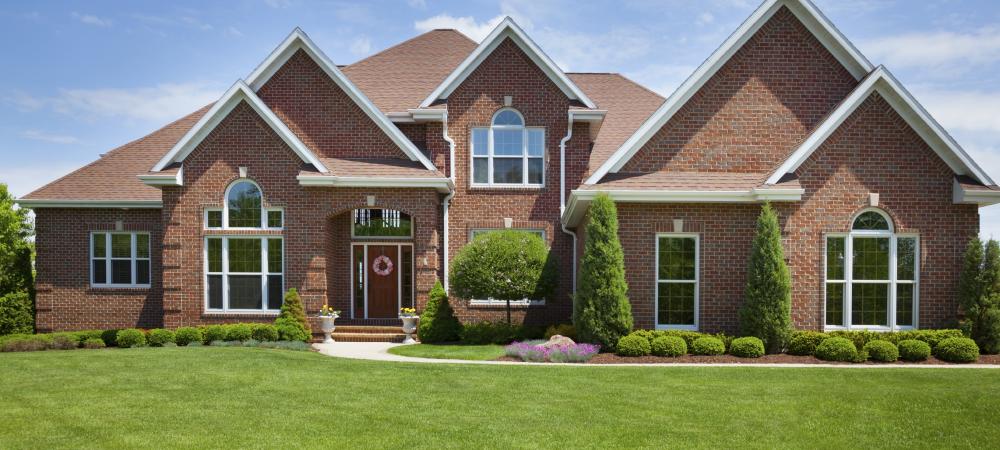 North Texas House with Beautiful Lawn