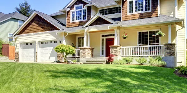 House with green lawn